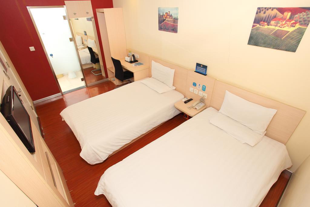 Hanting Express Huayuan Bridge Beijing Room photo